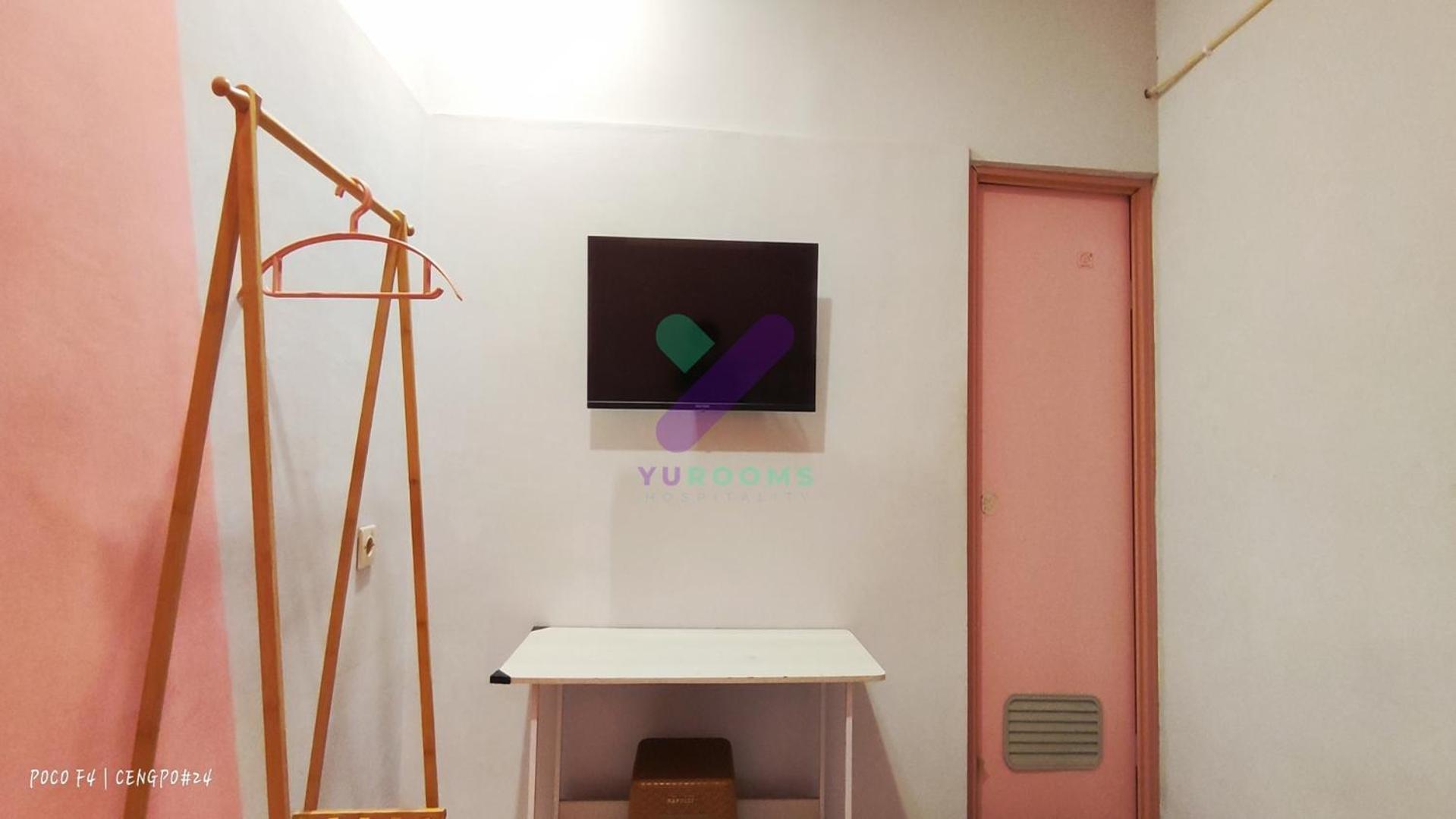 New Jasmine Guest House By Yurooms Blitar Екстериор снимка