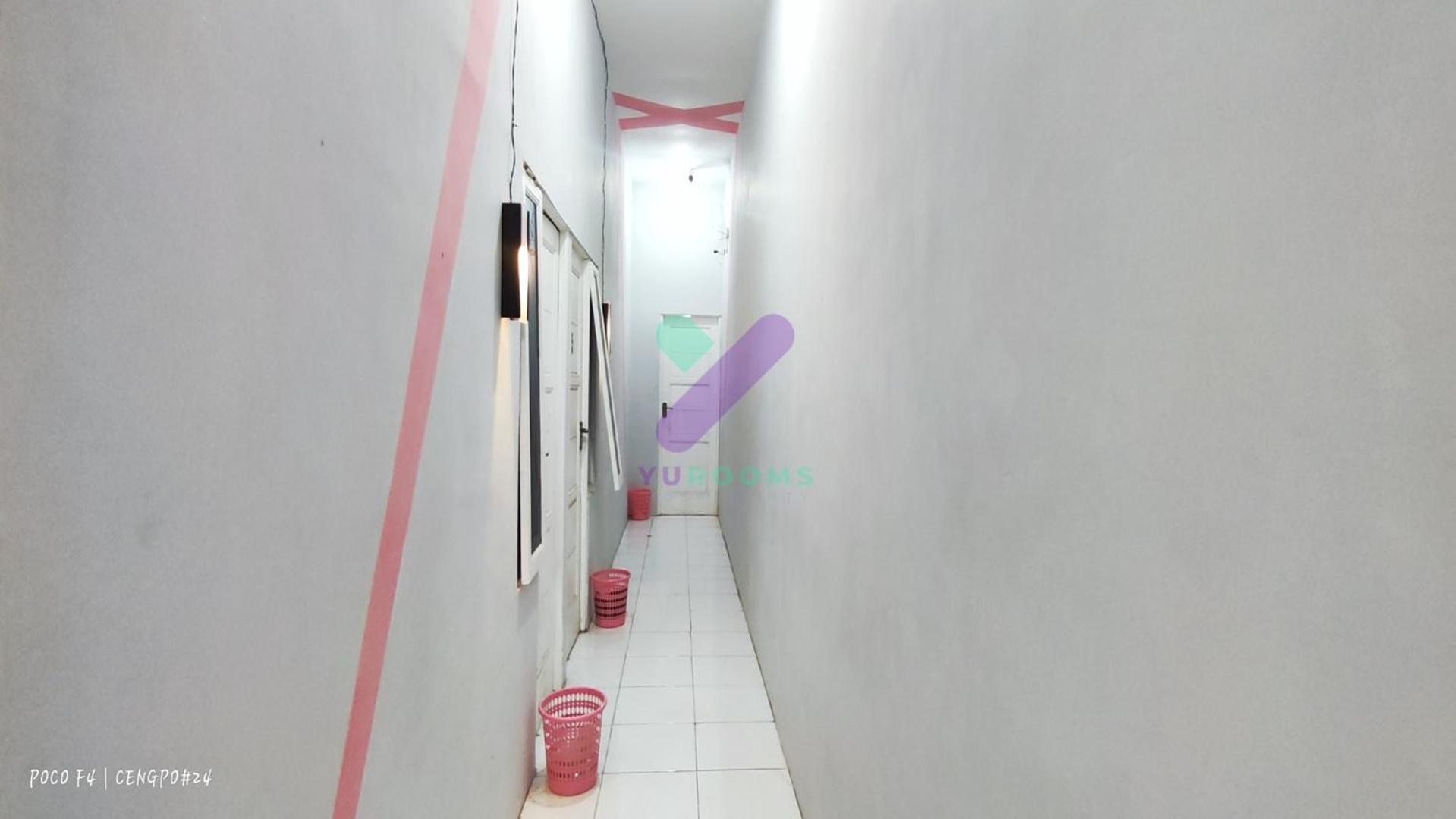 New Jasmine Guest House By Yurooms Blitar Екстериор снимка